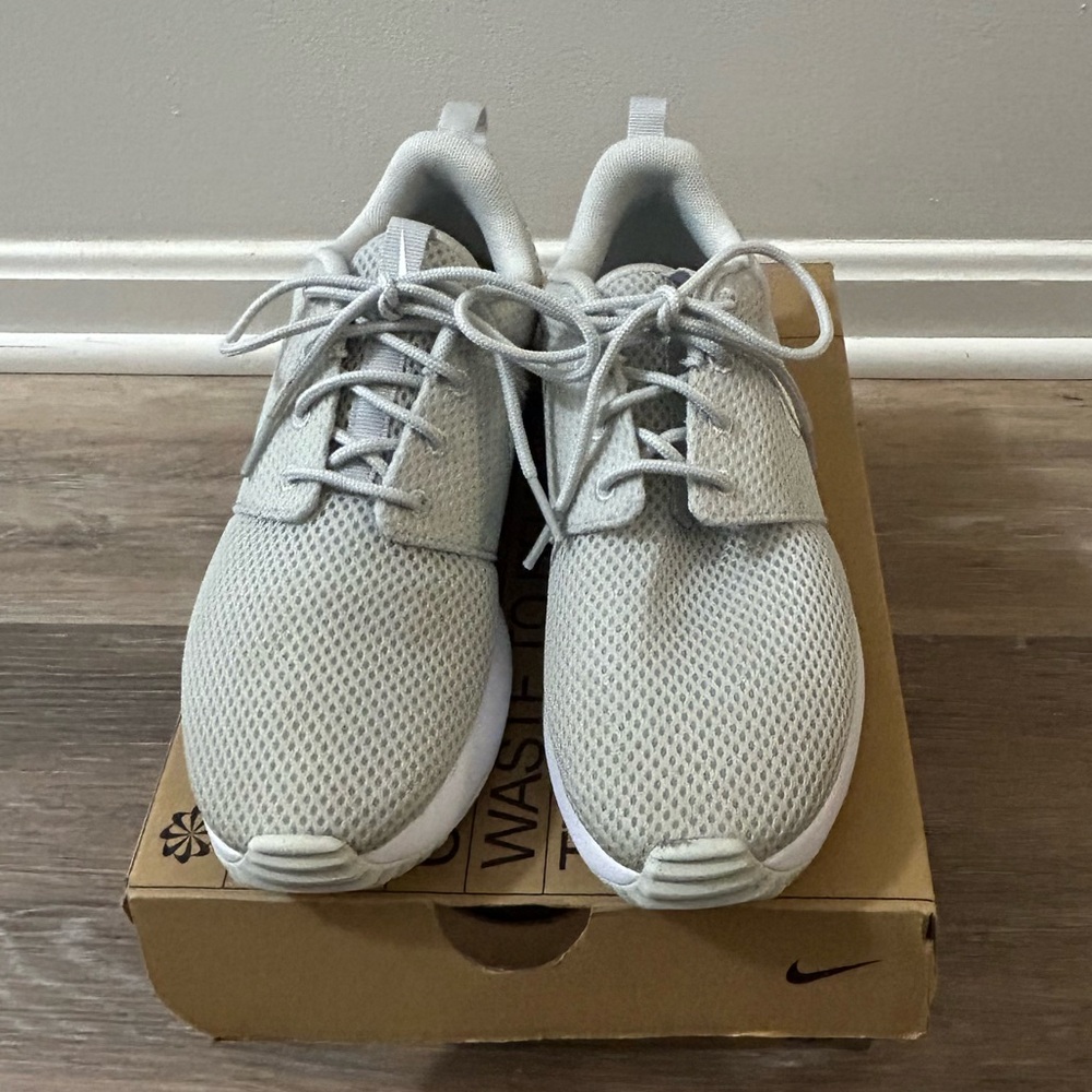 Nike Youth Golf Shoes - Picture 2 of 5